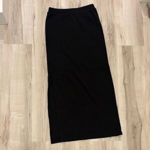 Old Navy Classic, ribbed, Black Maxi Skirt